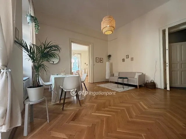 Eladó lakás Budapest VIII. kerület 108 nm