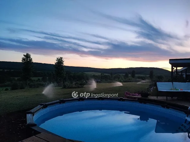 Eladó nyaraló Törökbálint 450 nm