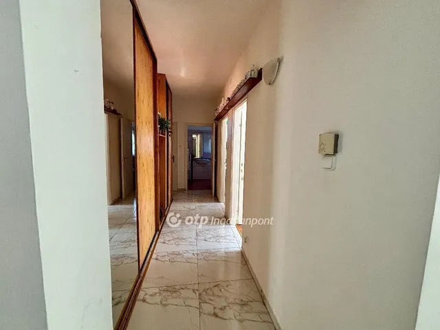 Eladó ház Budapest XXI. kerület 258 nm