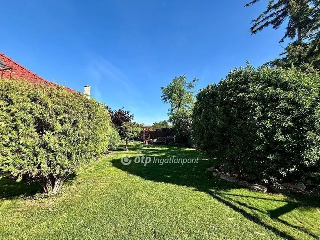 Eladó ház Budapest XXI. kerület 258 nm
