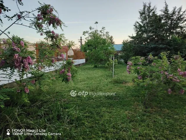 Eladó telek Kecskemét 376 nm