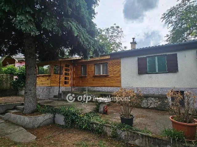 Eladó nyaraló Szigetszentmiklós 44 nm