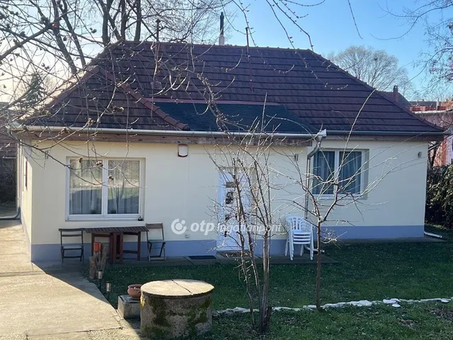 Eladó ház Budapest XXI. kerület 90 nm