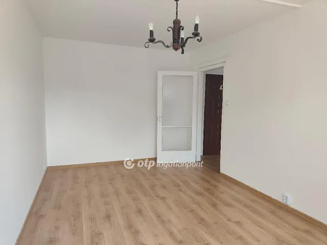 Eladó lakás Budapest III. kerület 50 nm