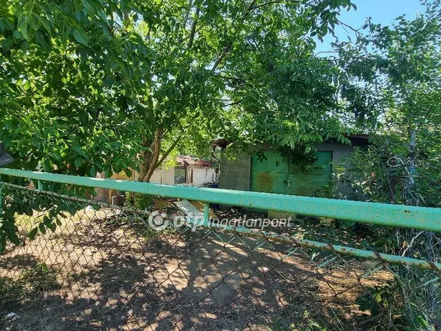Eladó telek Kulcs 863 nm