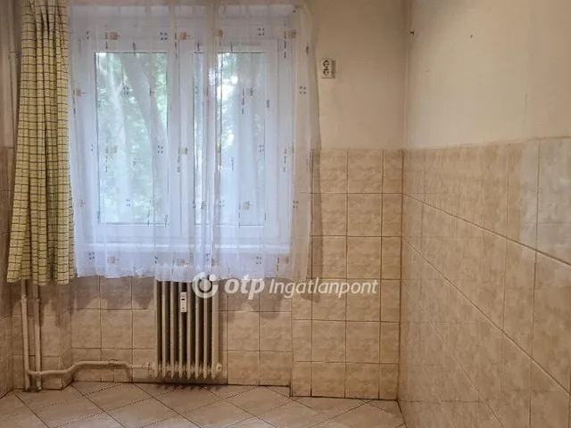 Eladó lakás Dunaújváros 50 nm