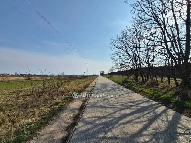 Eladó telek Iváncsa 20969 nm