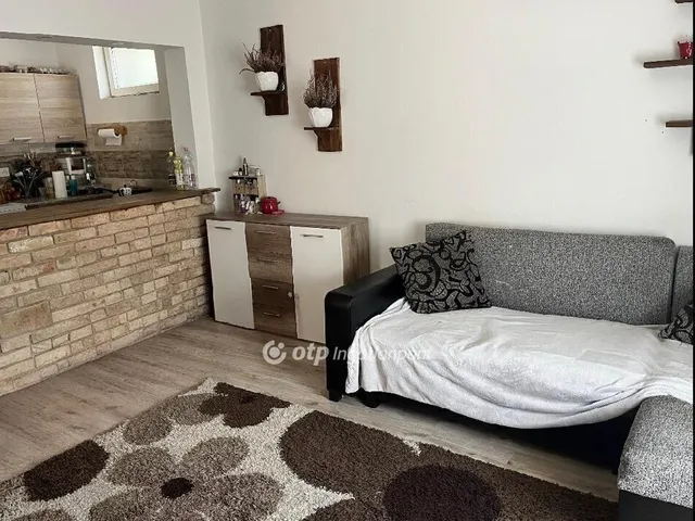 Eladó ház Aba 80 nm