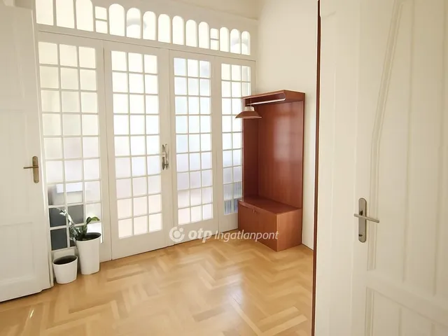 Eladó lakás Székesfehérvár 172 nm