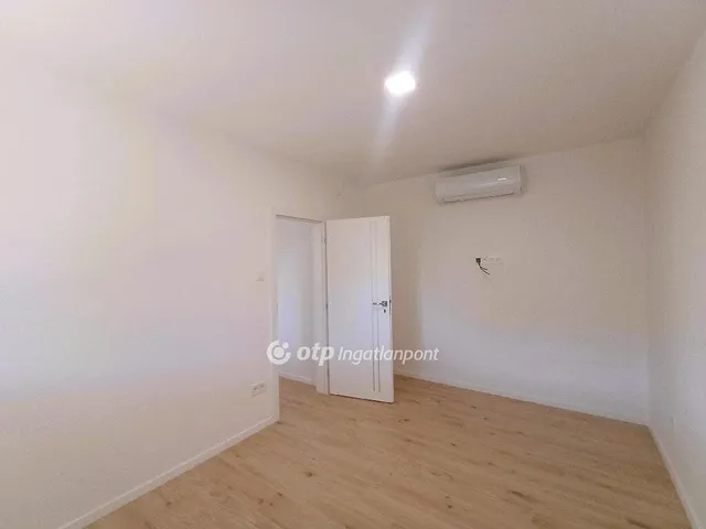 Eladó ház Kiskunlacháza 268 nm