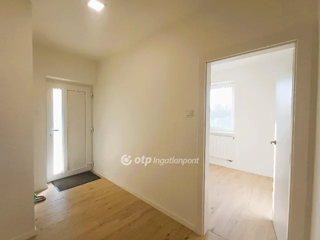 Eladó ház Kiskunlacháza 268 nm
