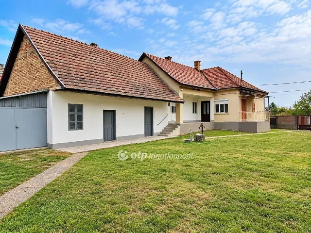 Eladó ház Makád 83 nm
