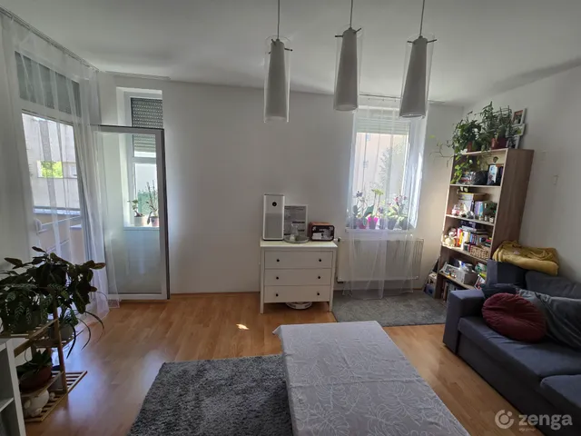 Eladó lakás Győr, Révfalu 71 nm