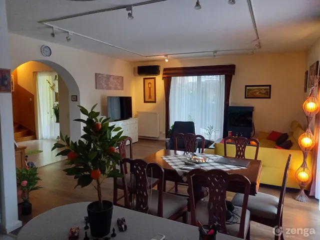 Eladó ház Budapest XVI. kerület, Kisszentmihály 180 nm