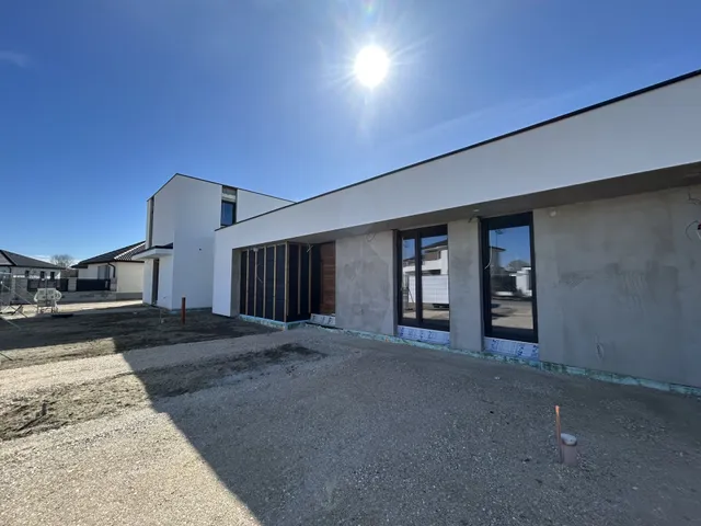 Eladó ház Győrújfalu 158 nm