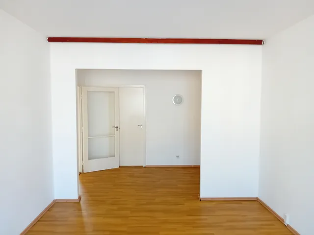 Eladó lakás Győr, Adyváros 62 nm