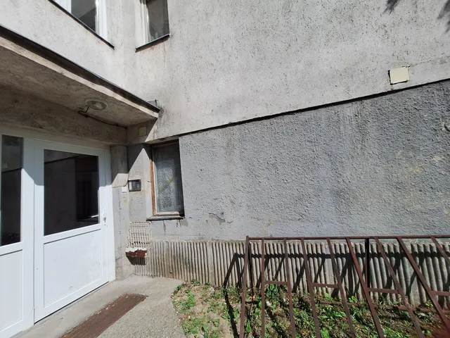 Eladó lakás Győr, Gyárváros 49 nm