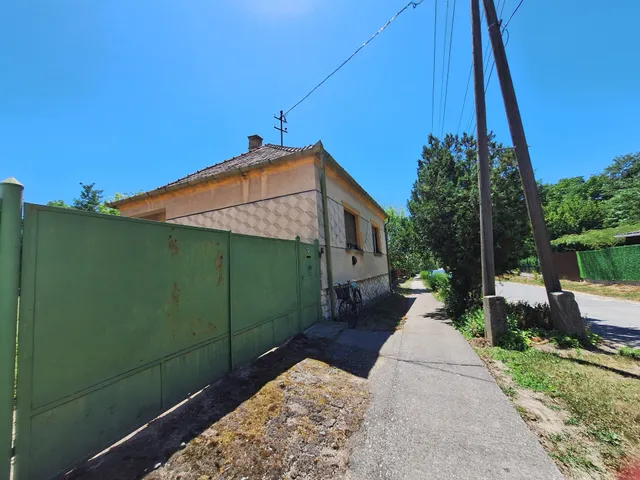 Eladó ház Szerecseny 86 nm
