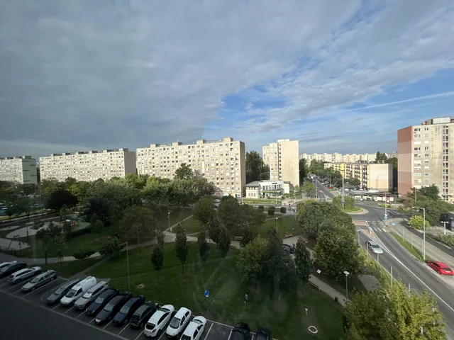 Eladó lakás Győr, Adyváros 53 nm