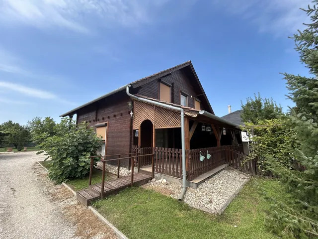 Eladó ház Vámosszabadi 175 nm