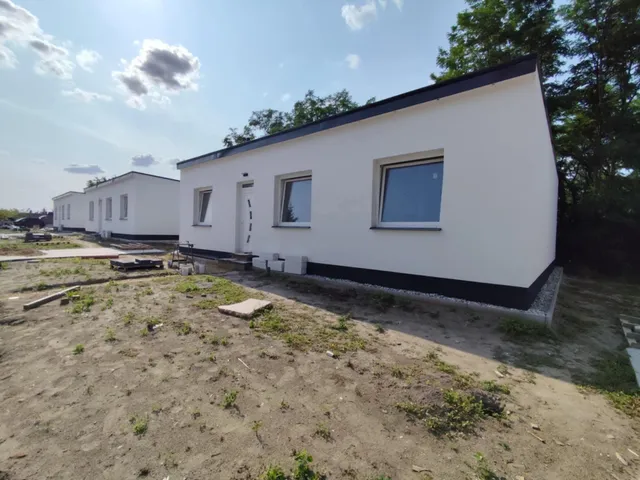 Eladó ház Bőny 81 nm