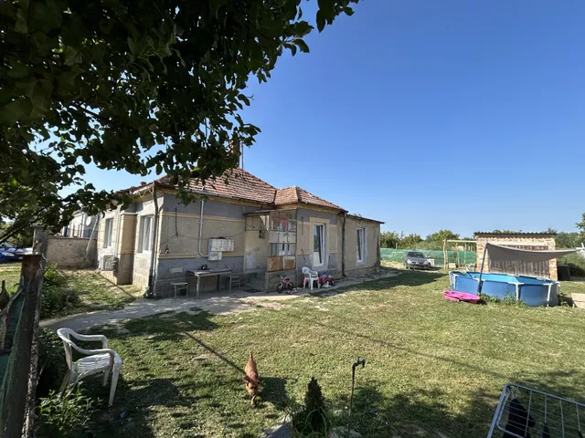 Eladó ház Tét 93 nm