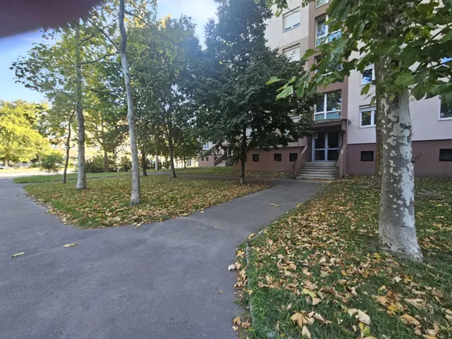 Eladó lakás Győr, Nádorváros 53 nm