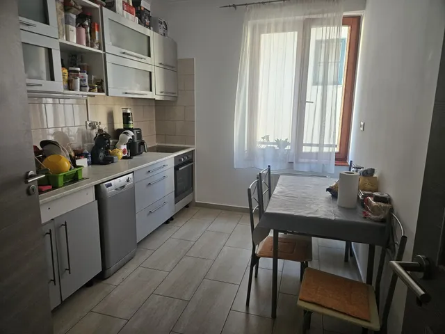 Eladó lakás Győr, Újváros 82 nm