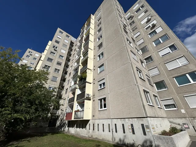 Eladó lakás Győr, Adyváros 55 nm