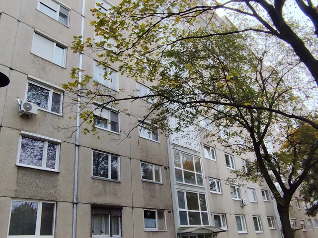 Eladó lakás Győr, Adyváros 53 nm