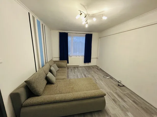 Kiadó lakás Győr, Adyváros, Ifjúság krt 53 nm