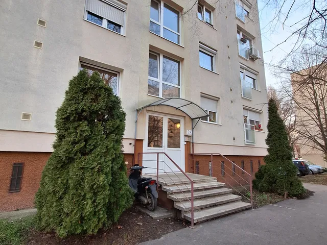 Eladó lakás Győr, Nádorváros 58 nm