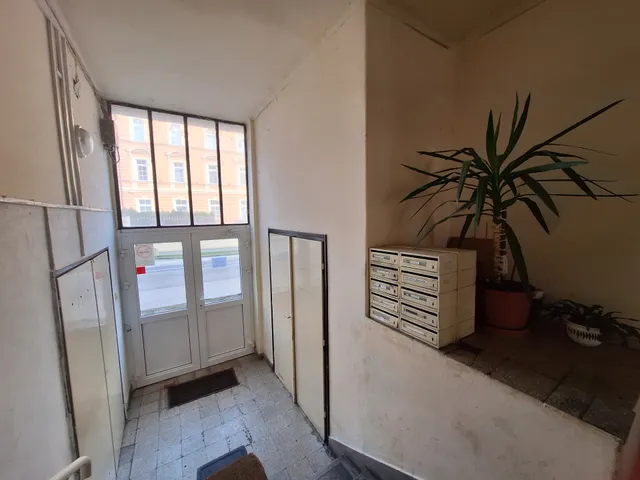 Eladó lakás Győr, Nádorváros 63 nm