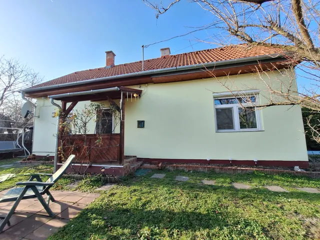 Eladó ház Győr, Sárás 64 nm