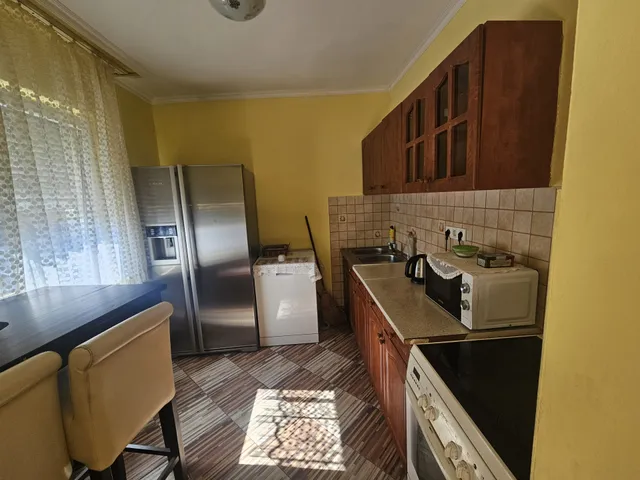 Kiadó lakás Győr, Újváros 80 nm