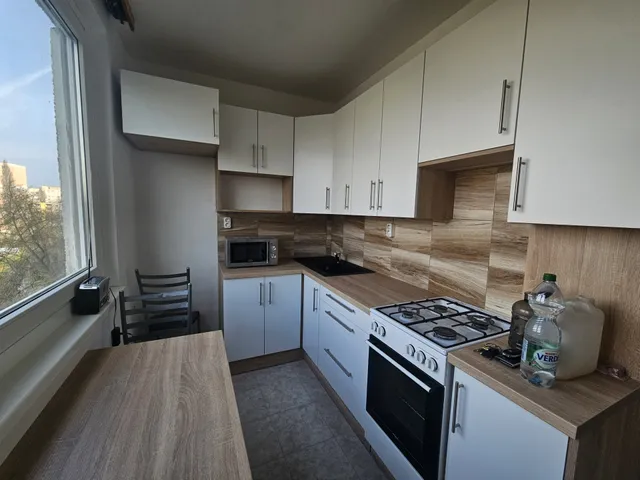 Eladó lakás Győr, Adyváros 53 nm