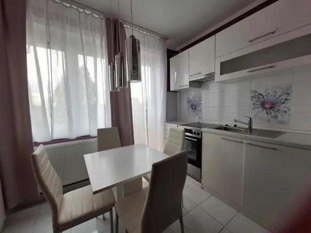 Eladó lakás Győr, Szabadhegy 49 nm