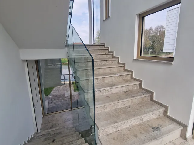 Eladó lakás Győr, Belváros 170 nm