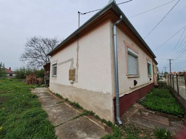 Eladó ház Dör 75 nm