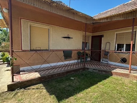 Eladó ház Újhartyán 80 nm