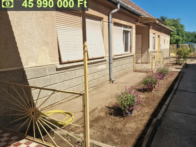 Eladó ház Újhartyán 108 nm