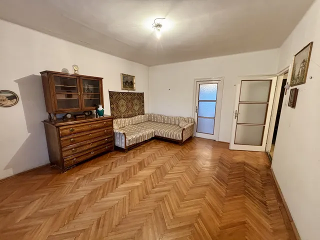 Eladó lakás Győr, Nádorváros 65 nm