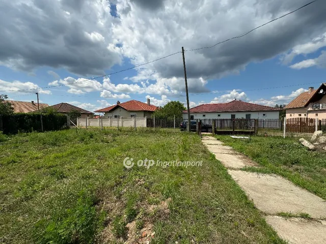 Eladó telek Debrecen, Bánk 736 nm