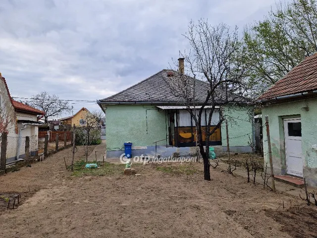 Eladó ház Debrecen, Biharikert 82 nm