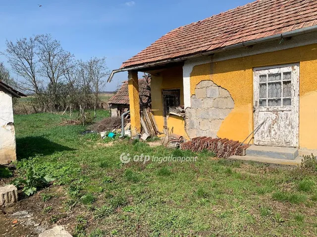 Eladó ház Újfehértó, Mályváskert 86 nm