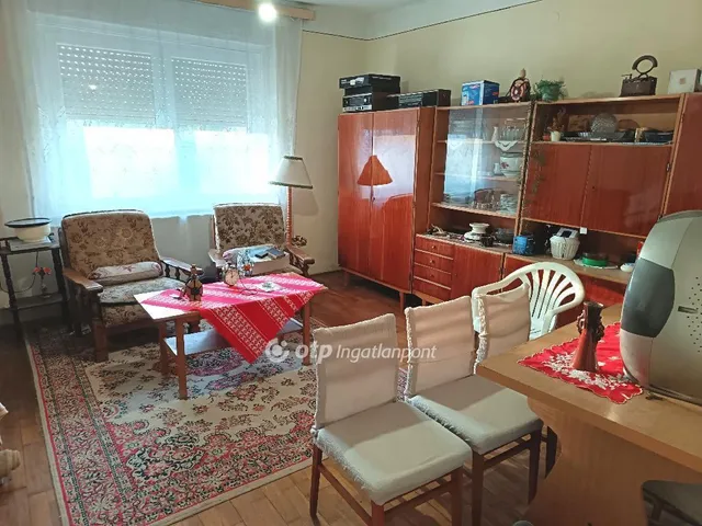 Eladó ház Debrecen, Biharikert 70 nm