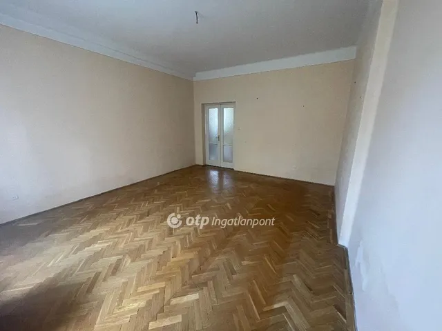 Eladó lakás Debrecen, Dobozi lakótelep 102 nm