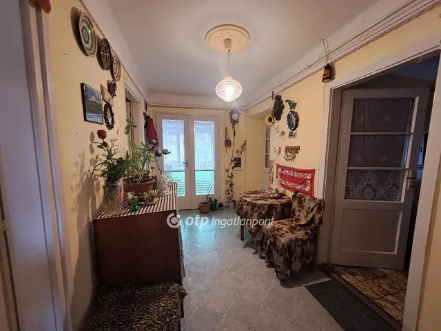 Eladó ház Kisújszállás 69 nm