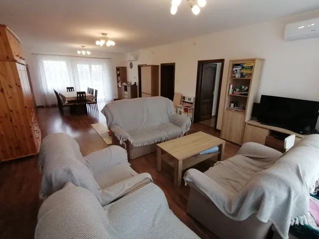 Eladó ház Debrecen, Józsa 137 nm