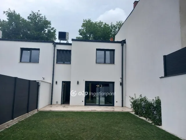Eladó ház Debrecen 170 nm